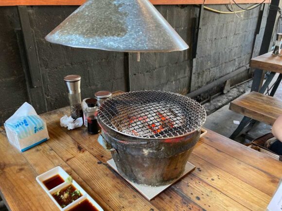 チェンマイホルモン（本店/ノンホイ支店）のメニュー料金や注文方法