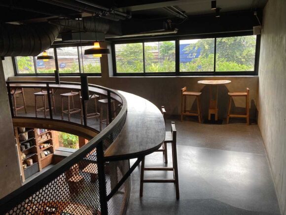 アカアマコーヒー2号店(Akha Ama Coffee Phrasing)の行き方や営業時間・定休日・注意点