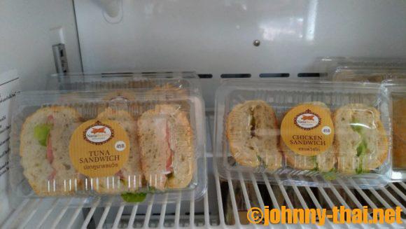 ナナベーカリーのサンドイッチ