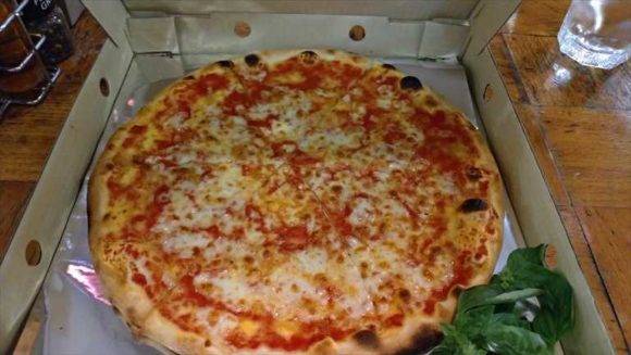 ジラソーレのピザ