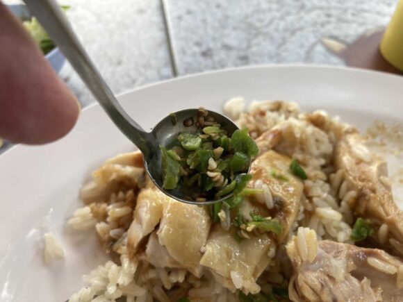 デーンカオマンガイ(Dan Chicken Rice)おすすめ①カオマンガイ(茹で鶏)