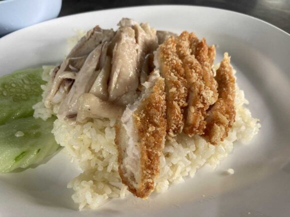 カオマンガイナンタラーム(Chicken Rice Nan Ta Ram)おすすめ①ミックスカオマンガイ