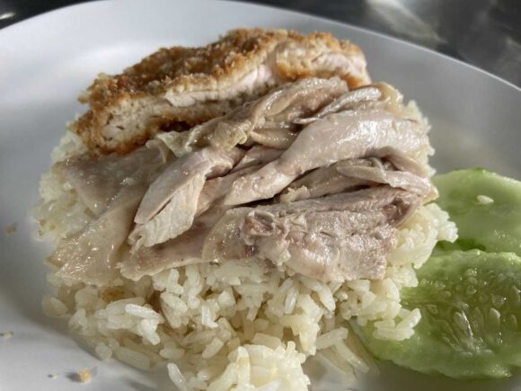 カオマンガイナンタラーム(Chicken Rice Nan Ta Ram)おすすめ①ミックスカオマンガイ
