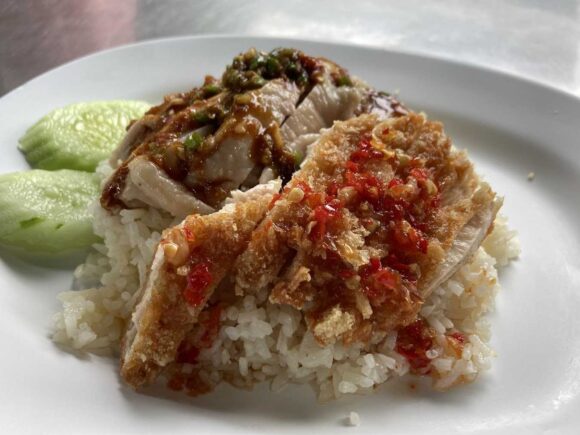 カオマンガイナンタラーム(Chicken Rice Nan Ta Ram)おすすめ①ミックスカオマンガイ