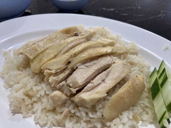 デーンカオマンガイ(Dan Chicken Rice)おすすめ①カオマンガイ(茹で鶏)