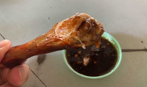 ガイヤーン ウィチェンブリー(Wichian Buri Grilled Chicken)おすすめ①ガイヤーン