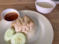 カオマンガイポージェット/ป.7（KhaoManGai PoJed）おすすめ①カオマンガイ（茹で鶏）