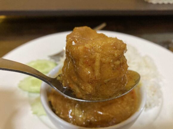 ジョークソムペット（Jok Som Phet）おすすめ④ゲーンハンレー（タイ北部名物カレー）
