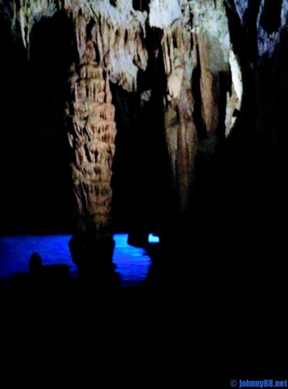 アマルフィのエメラルドの洞窟