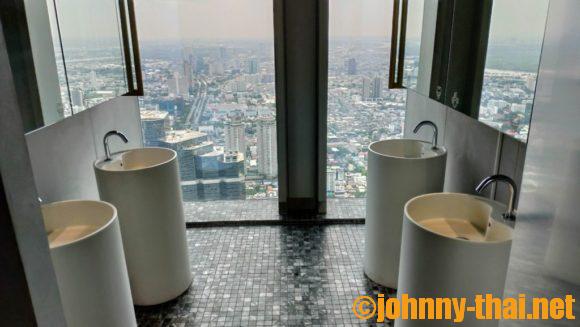 マハナコンスカイタワー屋内展望フロア（75階）のトイレ
