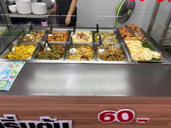 ドンムアン空港おすすめ格安フードコート「Magic อร่อย（マジックアロイ）」