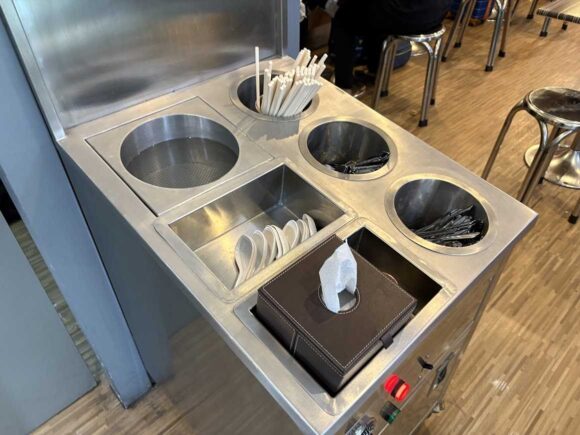 ドンムアン空港おすすめ格安フードコート「Magic อร่อย（マジックアロイ）」