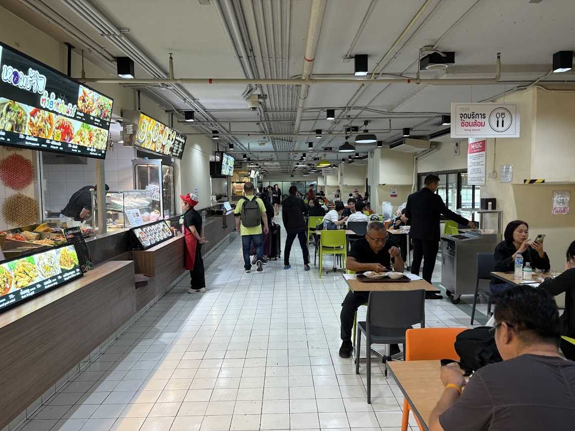 ドンムアン空港おすすめ格安フードコート「Magic Food Park」の行き方や利用方法