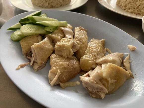 カオマンガイハイラム(KhaoManGai HaiLam)で鶏肉だけを注文もおすすめ