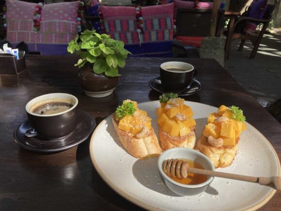 Fahtara Coffee (ファタラコーヒー)はチェンマイ旧市街北側にあるおすすめカフェ