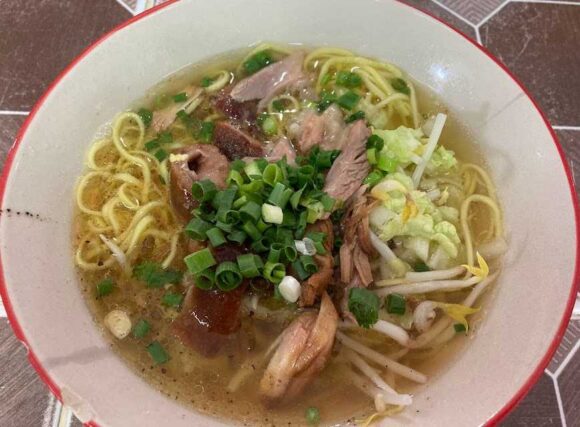 Je Hua Noodles(阿華麺店)おすすめ②叉焼雲呑麺(チャーシューワンタン麺)