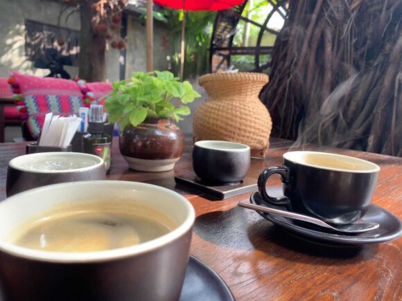 Fahtara Coffee(チェンマイ旧市街)おすすめメニュー「マンゴーフレンチトースト」
