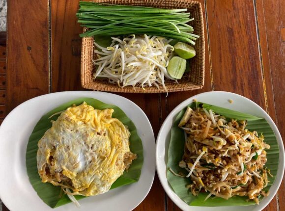 ハーロット(Pad Thai 5 Rod)おすすめ「パッタイホーカイ(ผัดไทยห่อไข่)」