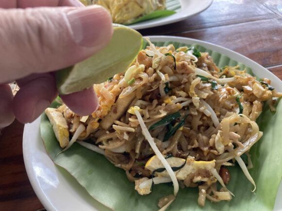 ハーロット(Pad Thai 5 Rod)おすすめ「パッタイホーカイ(ผัดไทยห่อไข่)」