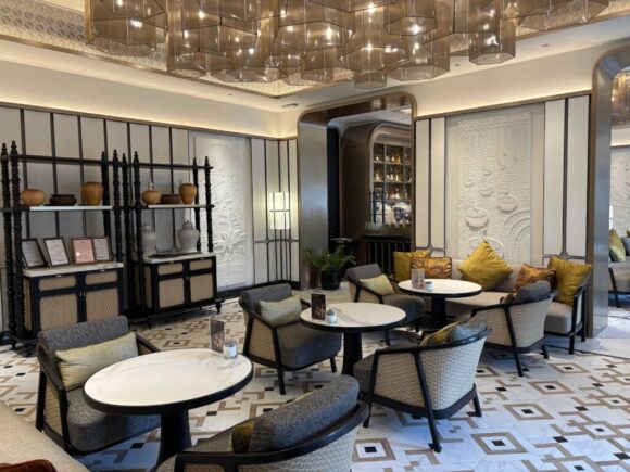 インターコンチネンタル チェンマイ ザ メーピンのロビーラウンジ(Kam Lobby Lounge)