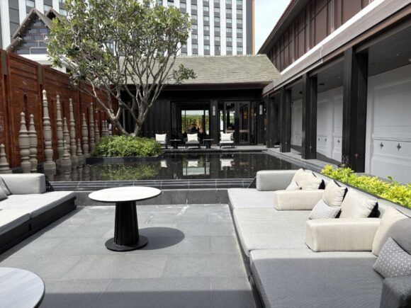 インターコンチネンタル チェンマイ ザ メーピンのラウンジ(Club InterContinental)