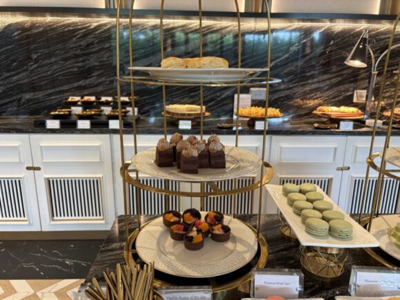 Club InterContinental(インターコンチネンタルチェンマイ)のアフタヌーンティー