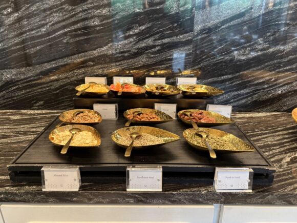 Club InterContinental(インターコンチネンタルチェンマイ)のアフタヌーンティー