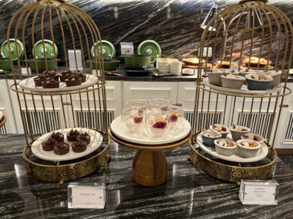 Club InterContinental(インターコンチネンタルチェンマイ)のイブニングカクテル