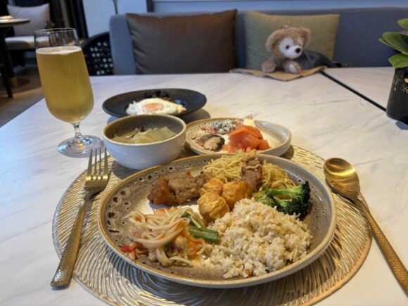 Club InterContinental(インターコンチネンタルチェンマイ)のイブニングカクテル