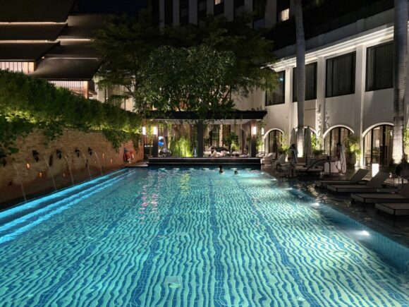 インターコンチネンタル チェンマイ ザ メーピンのプール