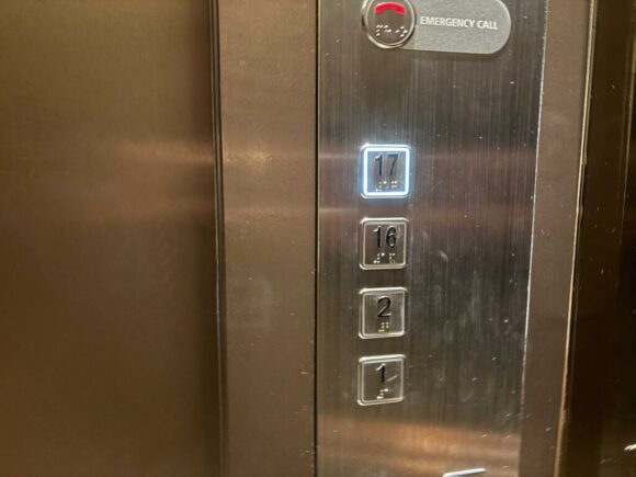 インターコンチネンタル チェンマイ ザ メーピンおすすめルーフトップバー(HONG’s Sky Bar )