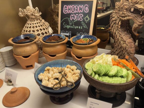インターコンチネンタル チェンマイ ザ メーピンおすすめ朝食ブッフェバイキング