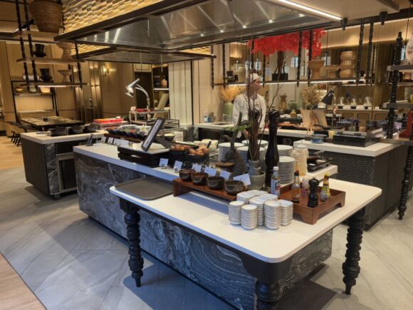 インターコンチネンタル チェンマイ ザ メーピンおすすめ朝食ブッフェバイキング