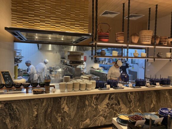 インターコンチネンタル チェンマイ ザ メーピンおすすめ朝食ブッフェバイキング