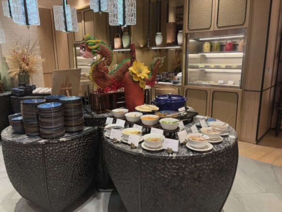 インターコンチネンタル チェンマイ ザ メーピンおすすめ朝食ブッフェバイキング