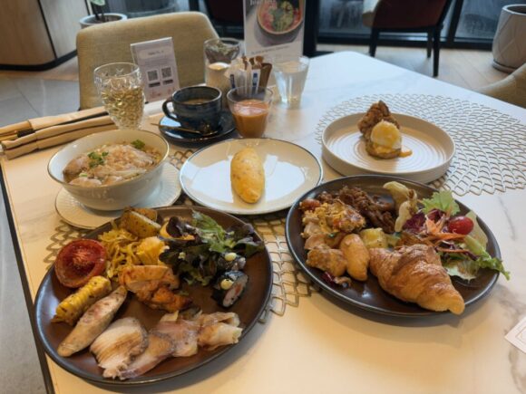 インターコンチネンタル チェンマイ ザ メーピンおすすめ朝食ブッフェバイキング