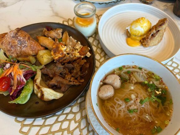 インターコンチネンタル チェンマイ ザ メーピンおすすめ朝食ブッフェバイキング