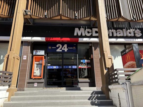 Dusit Princess Chiang Maiのアクセス・駐車場・チェックイン/アウト時間