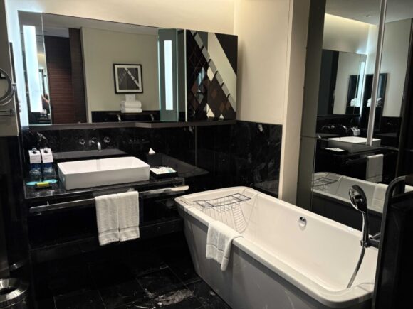 ル・メリディアン バンコクの客室レビュー（デラックスツイン/クラブフロア）