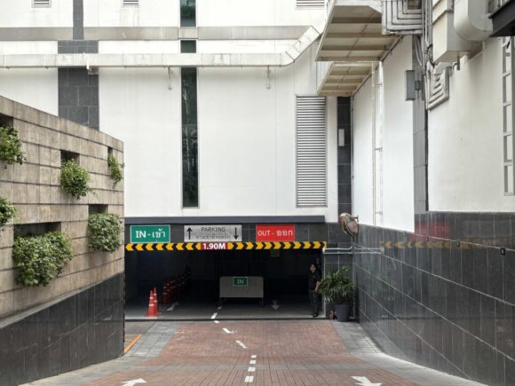  Le Meridien Bangkokのアクセス・駐車場・チェックイン/アウト時間