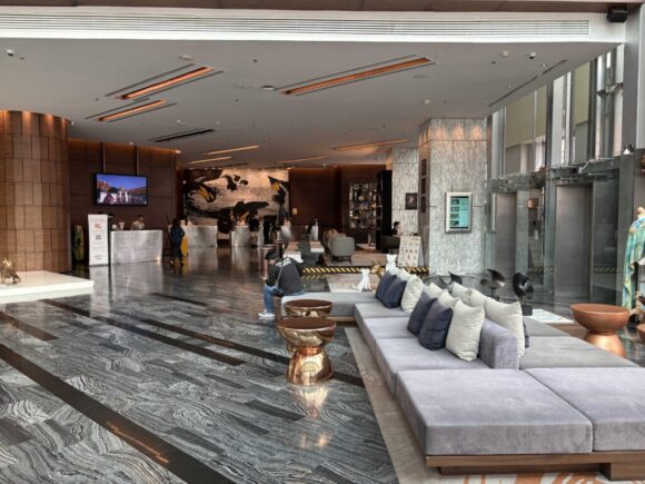  Le Meridien Bangkokのアクセス・駐車場・チェックイン/アウト時間