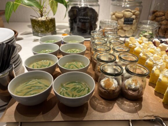 ル・メリディアン バンコク クラブラウンジ（24階）のクリエイティブアワー（カクテルタイム）