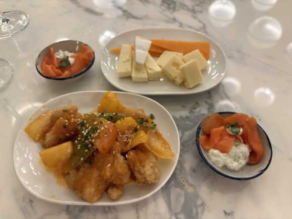 ル・メリディアン バンコク 「Tempo Bar/テンポウバー」（中二階）のクリエイティブアワー（カクテルタイム）