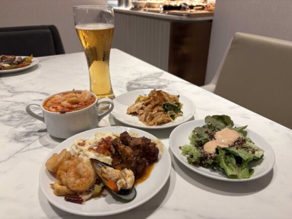 ル・メリディアン バンコク クラブラウンジ（24階）のクリエイティブアワー（カクテルタイム）