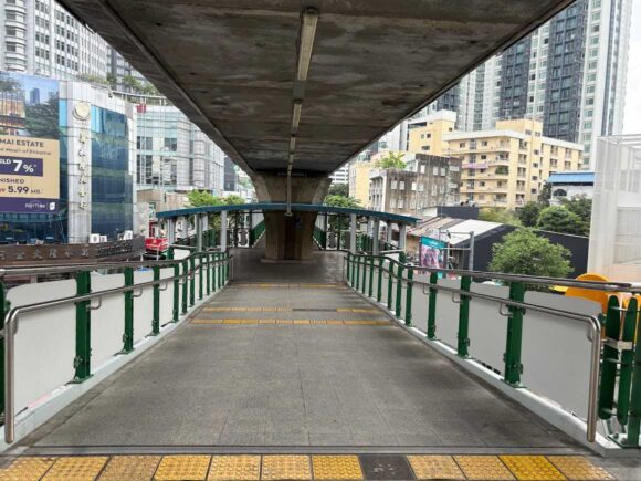 バンコク・マリオットホテル・スクンビットのアクセス・駐車場・チェックイン/アウト時間