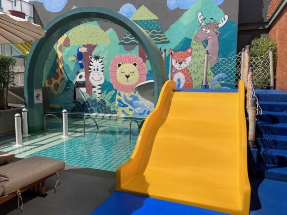 メリアチェンマイのプール(2階)