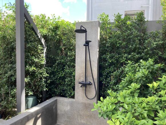 メリアチェンマイのプール(2階)