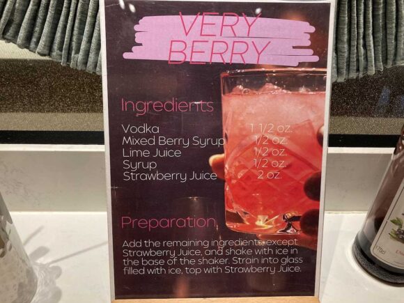 メリアチェンマイのクラブラウンジ(カクテルタイム)