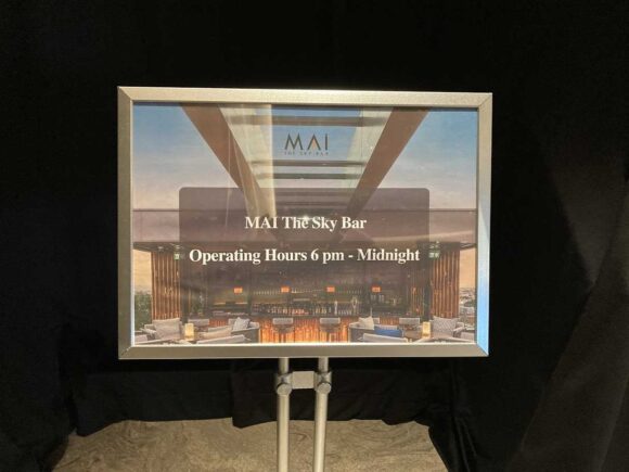 メリアチェンマイ(Melia Chiang Mai)おすすめルーフトップバー（22階）