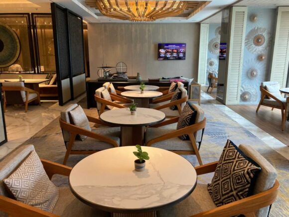 メリアチェンマイのクラブラウンジ(カクテルタイム)